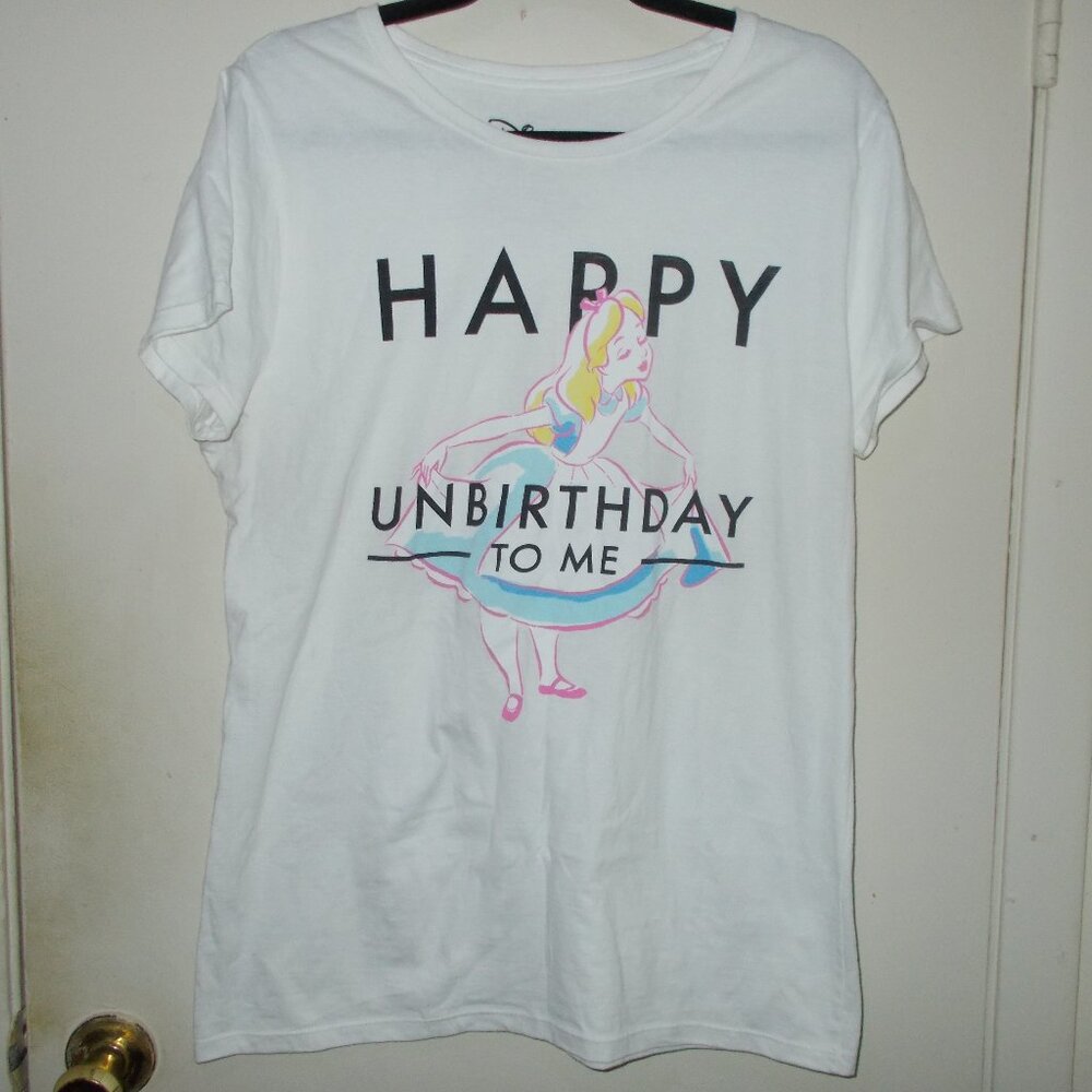 Disney Alice in Wonderland Graphic Tee White/Multi Color Size Extra Large